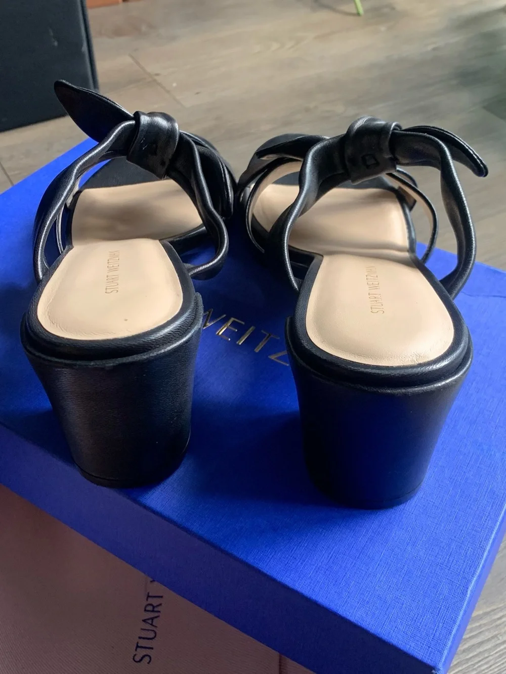 Stuart Weitzman Black Leather Bandeau Slide Sandal Bow 8